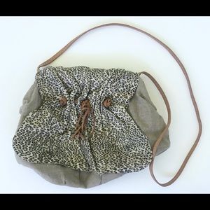 Marco Avane leopard canvas purse